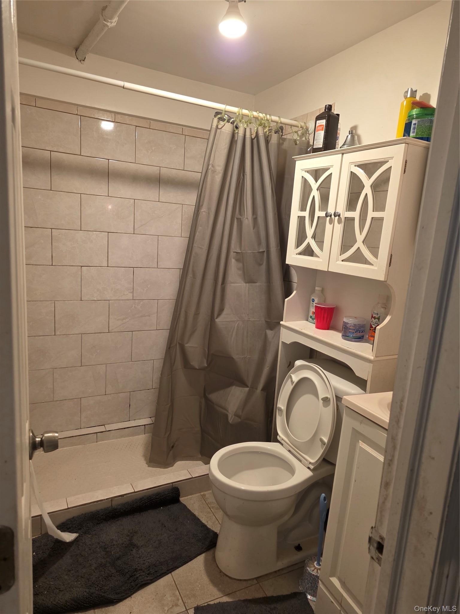 Single Family Croes Avenue Bronx, NY 10472, MLS-1032585-18