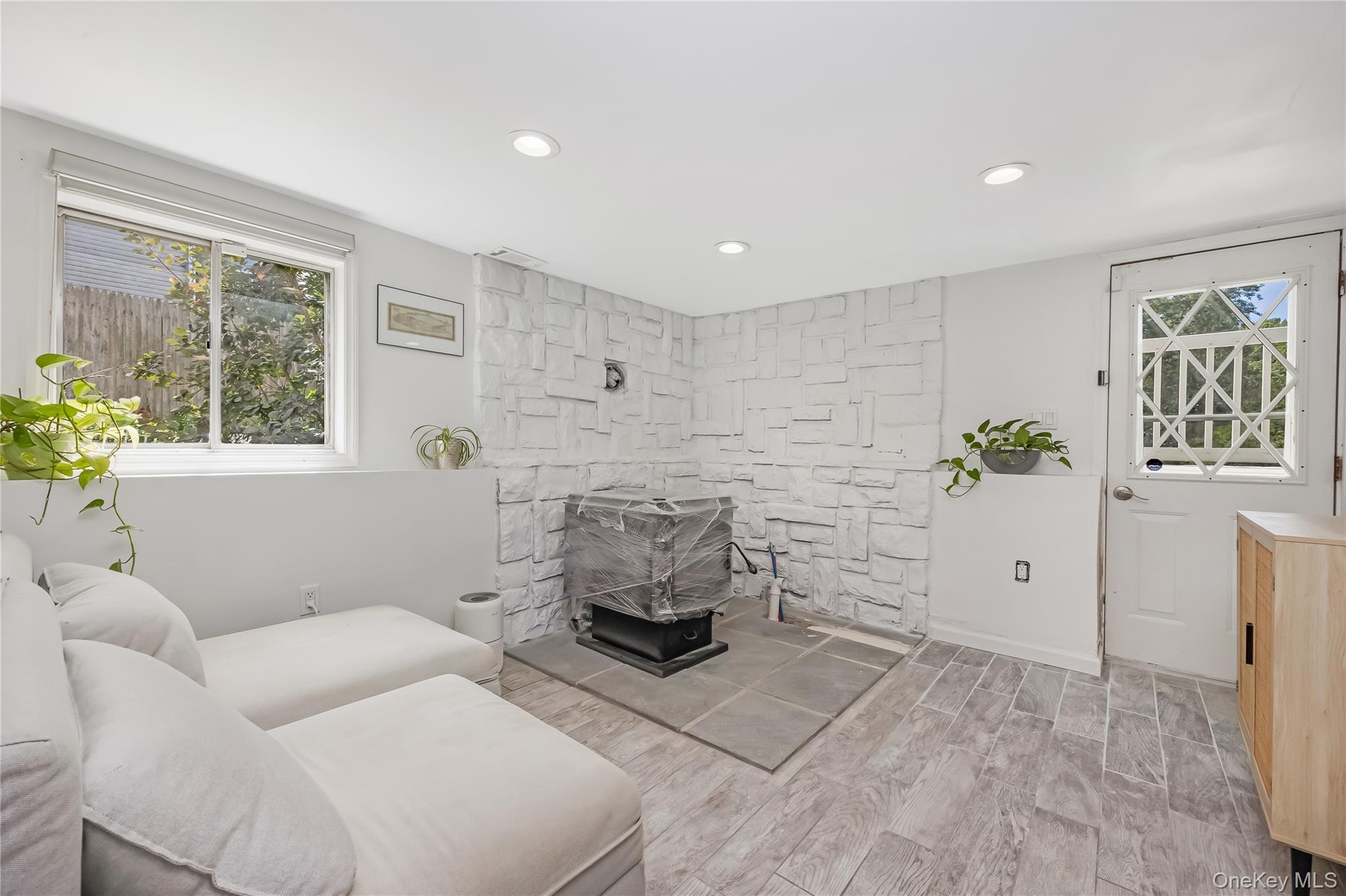 Single Family Sleepy Hollow Drive  Suffolk County, NY 11967, MLS-1032586-28