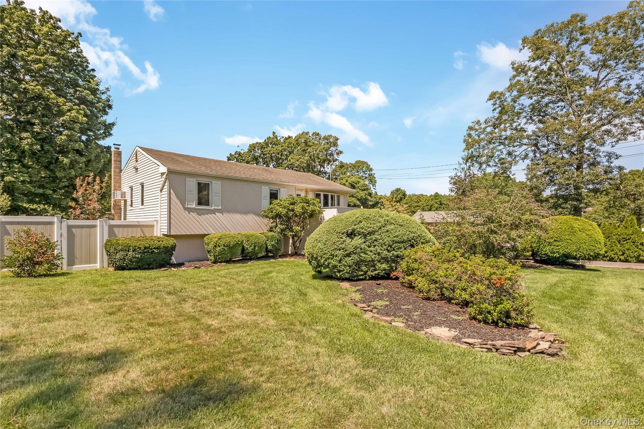 Single Family Sleepy Hollow Drive  Suffolk County, NY 11967, MLS-1032586-3