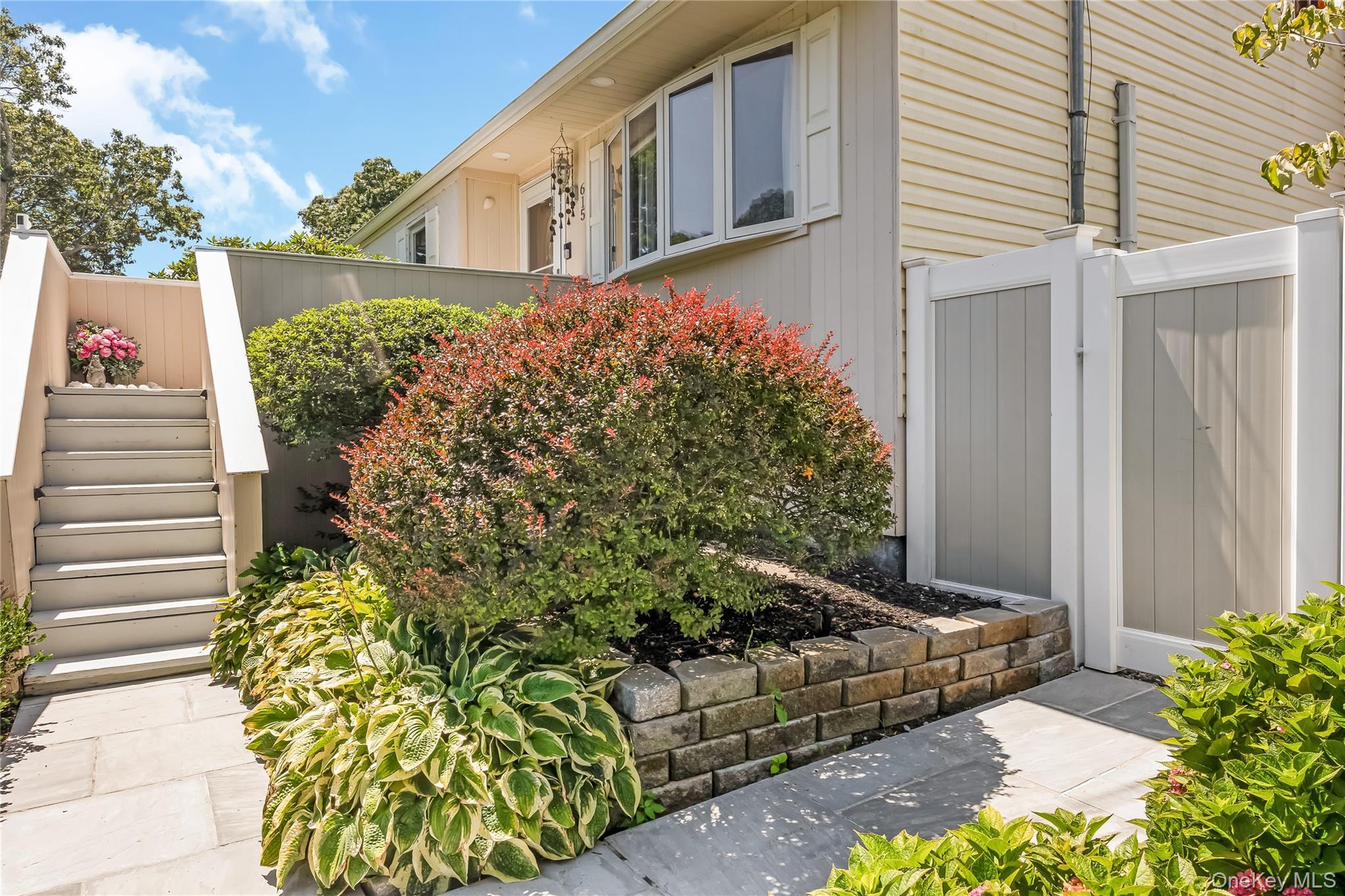 Single Family Sleepy Hollow Drive  Suffolk County, NY 11967, MLS-1032586-4