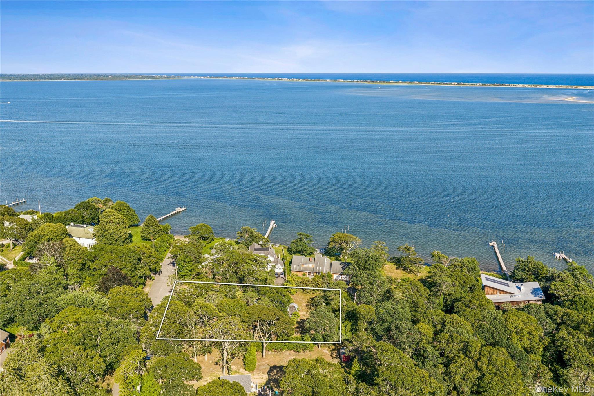 Single Family Bay Avenue E Suffolk County, NY 11946, MLS-1032587-11