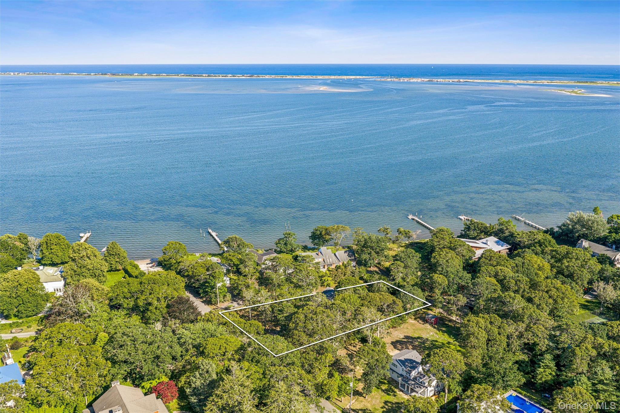 Single Family Bay Avenue E Suffolk County, NY 11946, MLS-1032587-12
