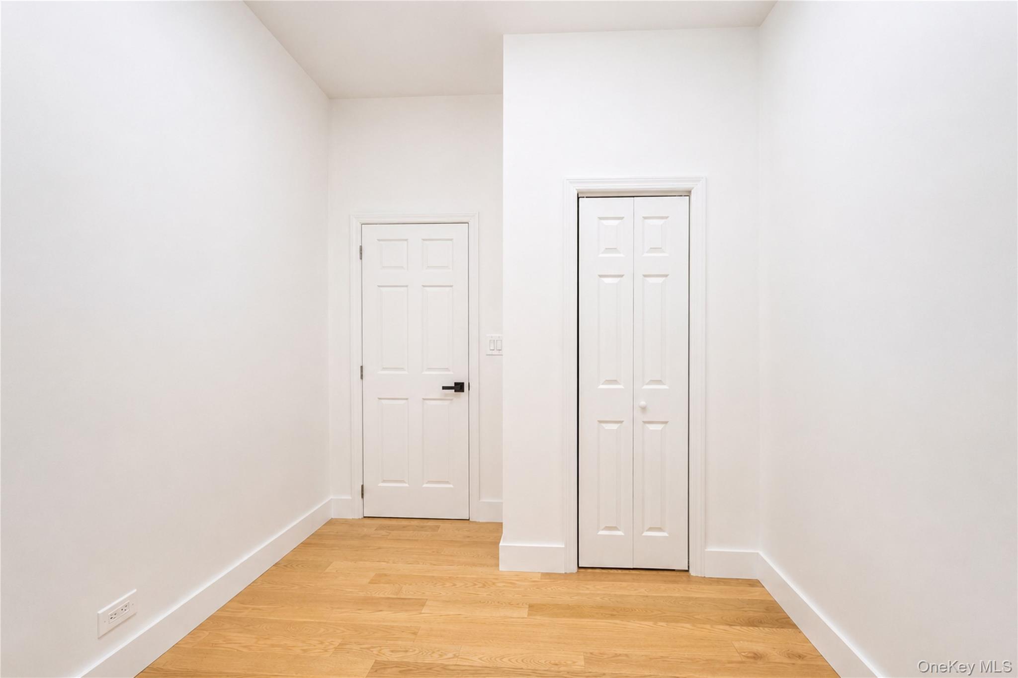 Single Family E 52nd Street Brooklyn, NY 11234, MLS-1032603-9