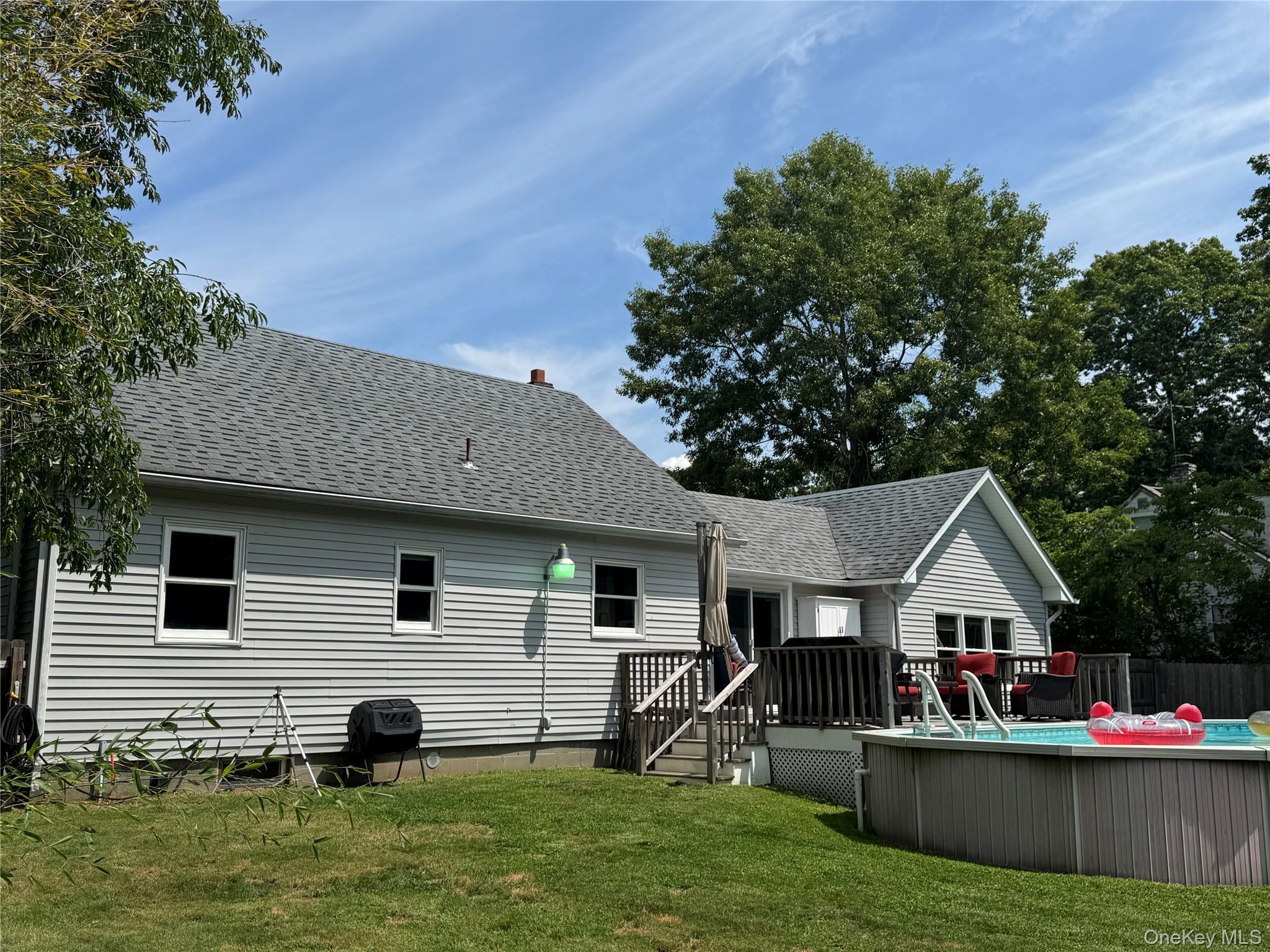 Single Family Miller Avenue  Suffolk County, NY 11940, MLS-1032615-18