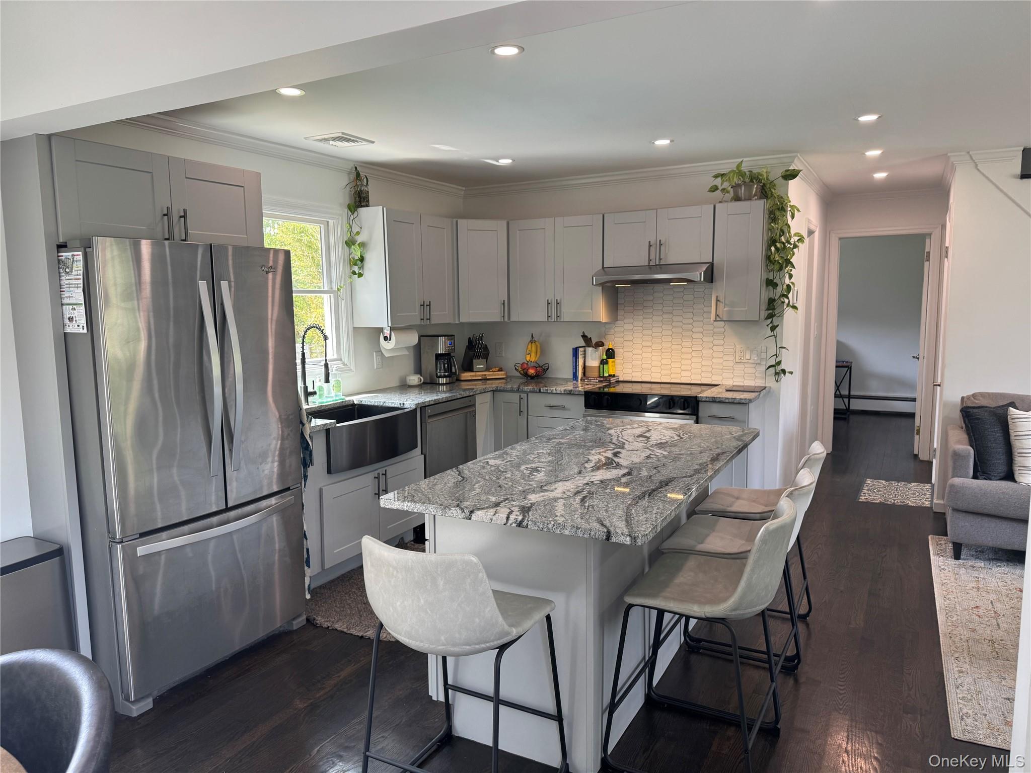 Single Family Miller Avenue  Suffolk County, NY 11940, MLS-1032615-5