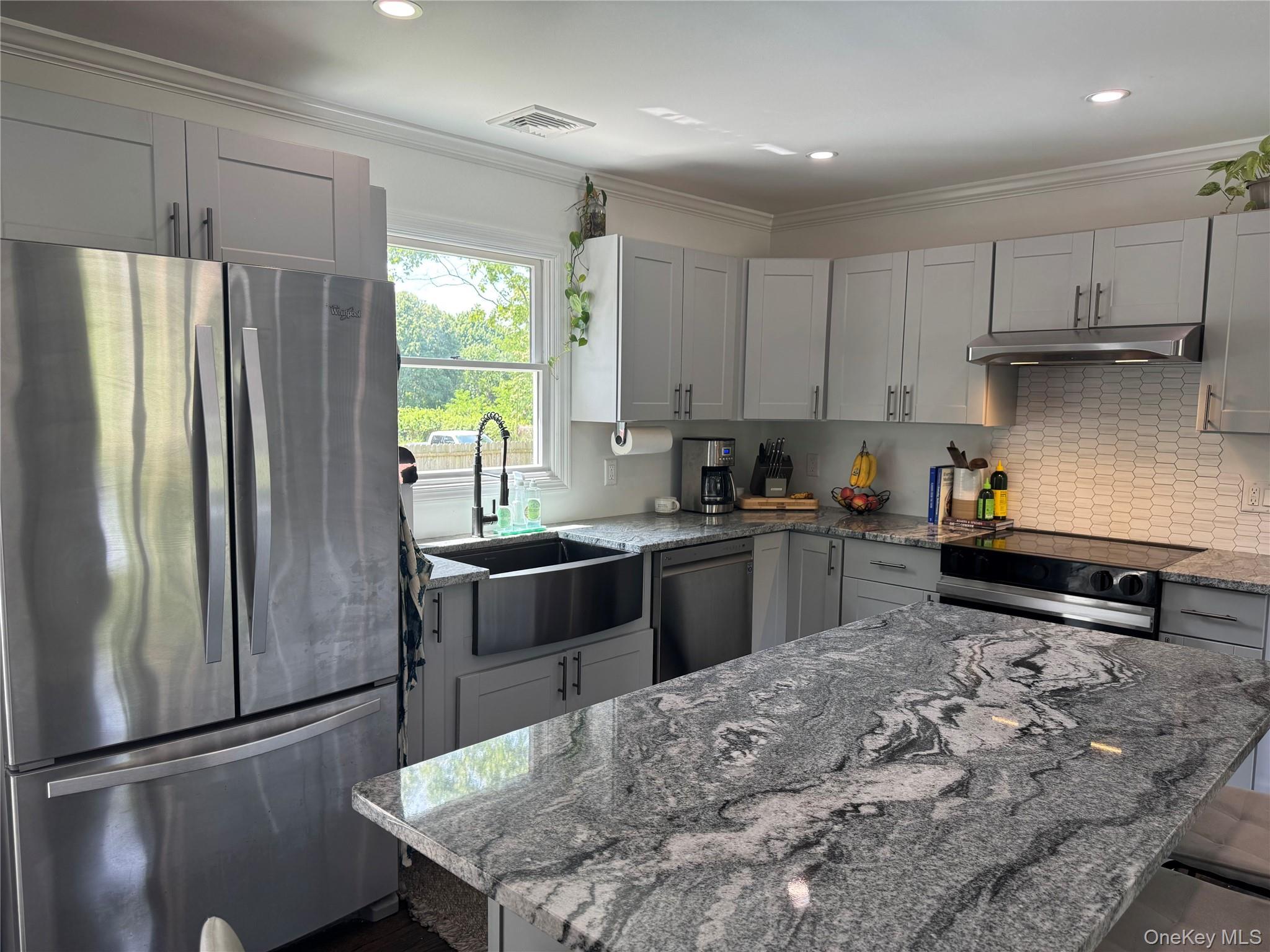 Single Family Miller Avenue  Suffolk County, NY 11940, MLS-1032615-6