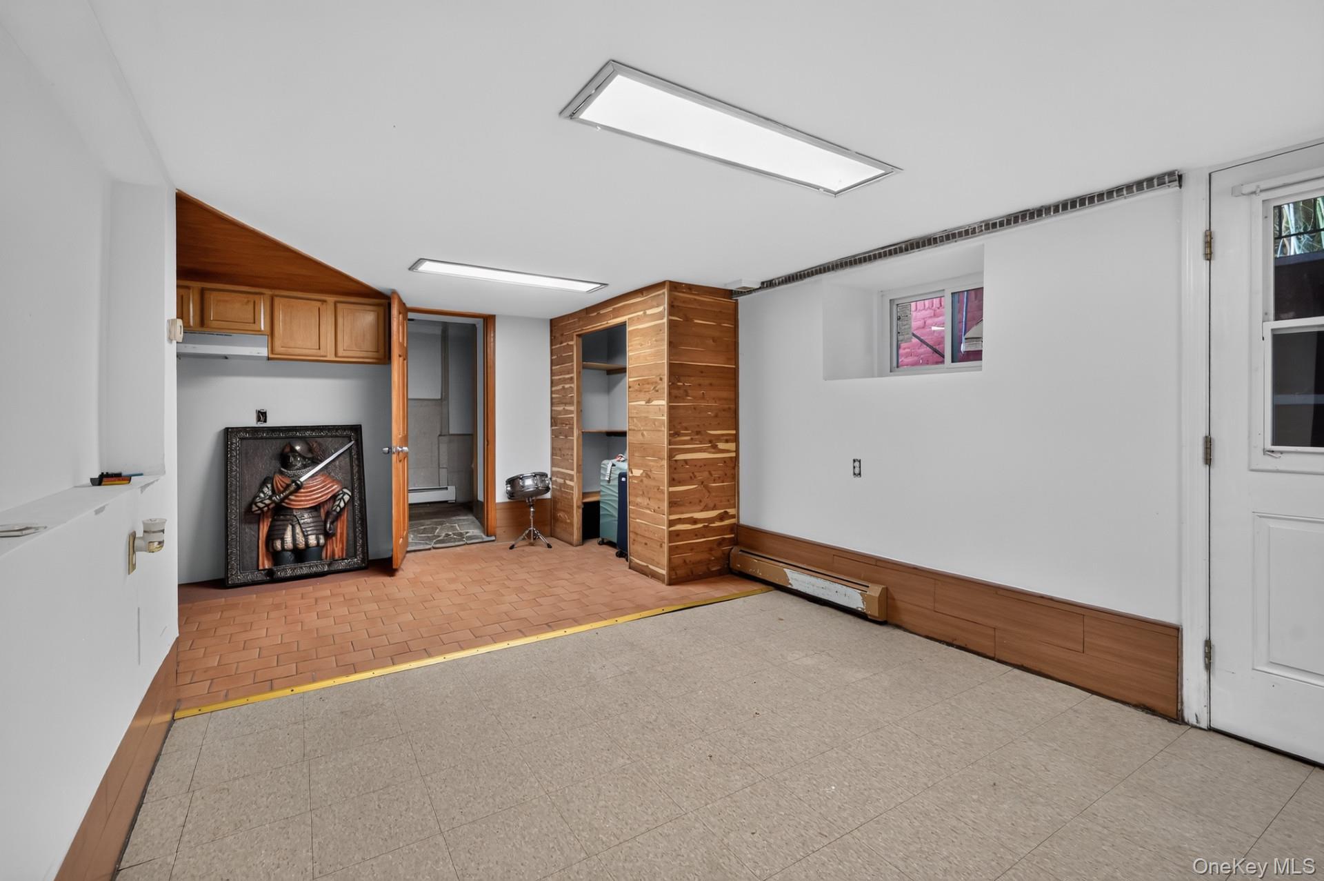 Single Family Western Highway  Rockland County, NY 10913, MLS-1032617-19