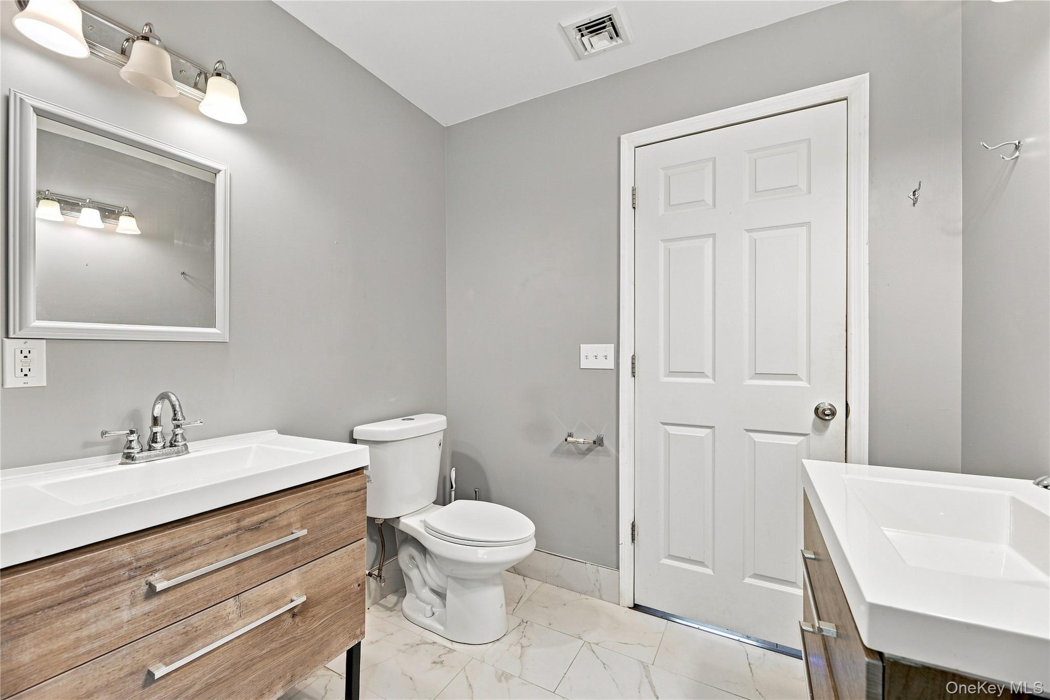 Single Family Mearns Avenue  Orange County, NY 10928, MLS-1032620-23