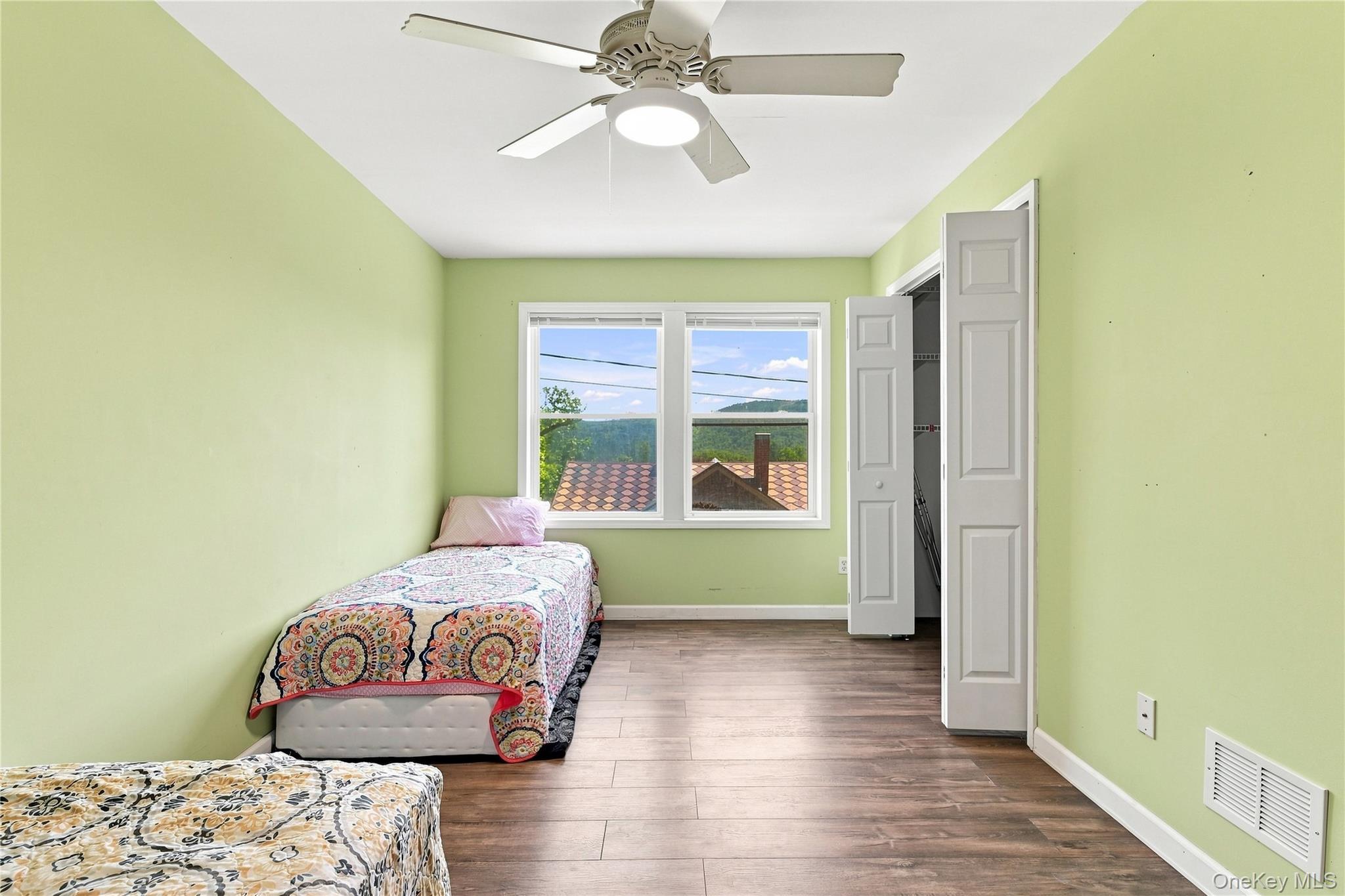 Single Family Mearns Avenue  Orange County, NY 10928, MLS-1032620-25