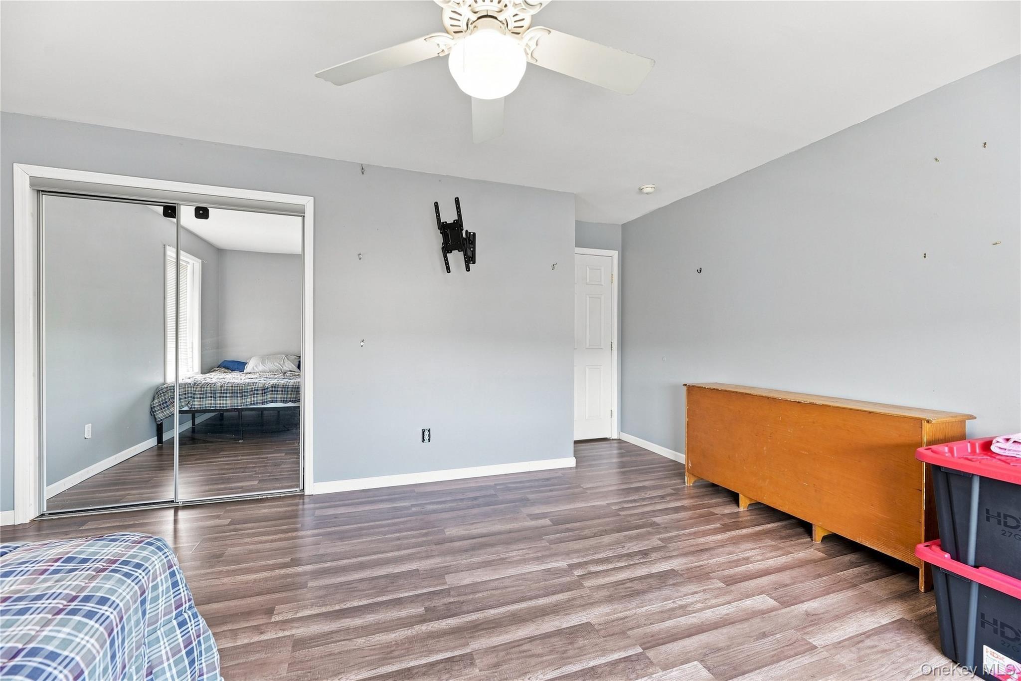 Single Family Mearns Avenue  Orange County, NY 10928, MLS-1032620-34