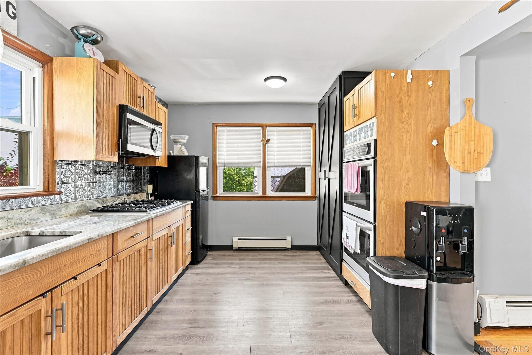 Single Family Mearns Avenue  Orange County, NY 10928, MLS-1032620-9