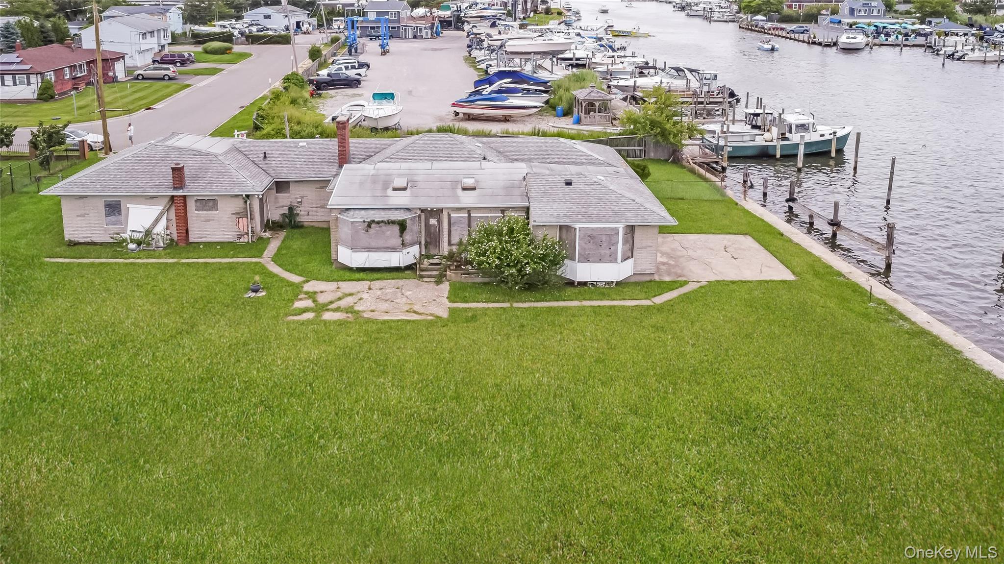Single Family Sunset Lane  Suffolk County, NY 11772, MLS-1032628-7