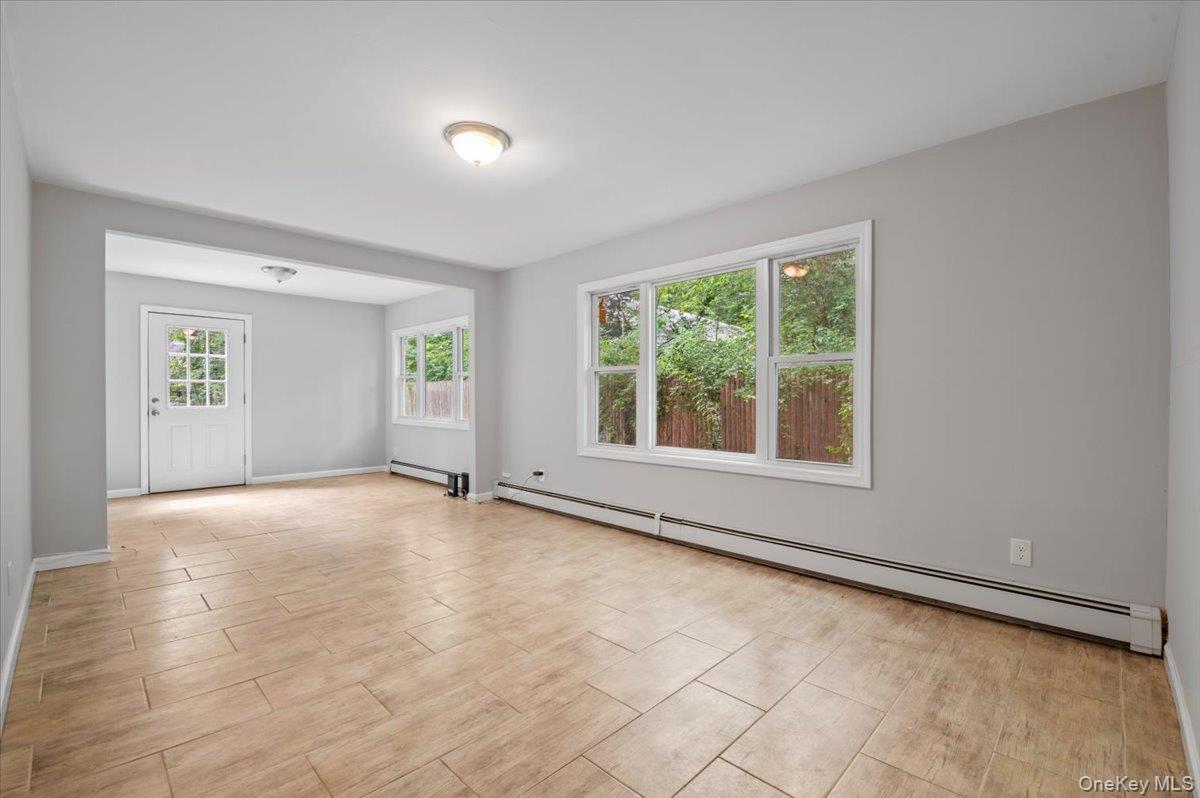 Single Family Connetquot Avenue Suffolk County, NY 11722, MLS-1032632-6