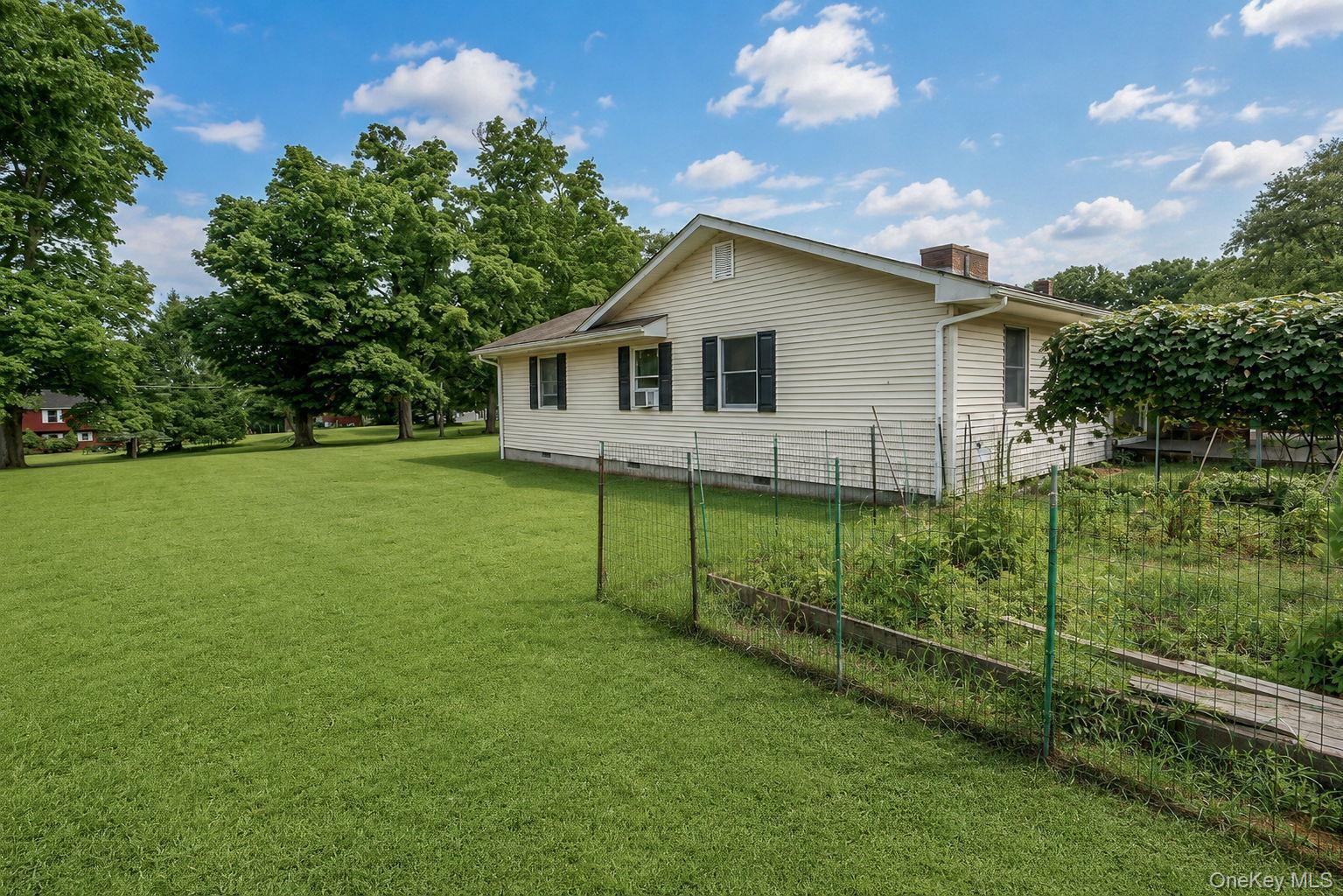 Single Family Schrempp Lane Ulster County, NY 12566, MLS-1032637-45