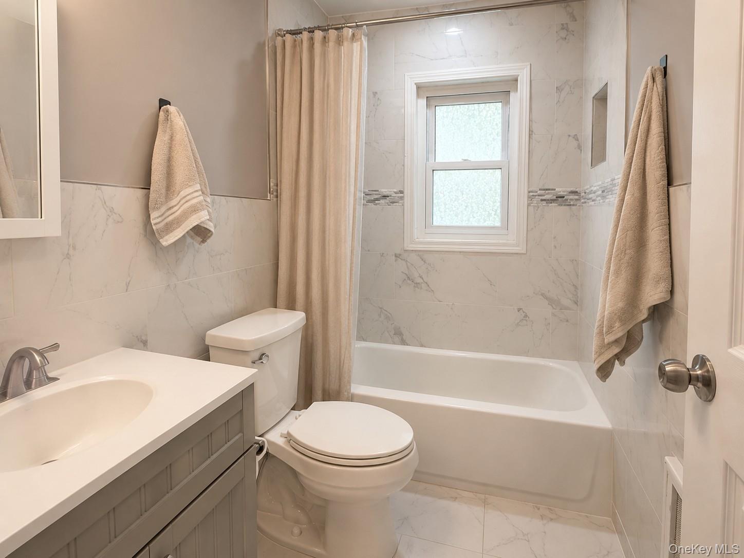 Single Family Lake Drive Suffolk County, NY 11953, MLS-1032641-20