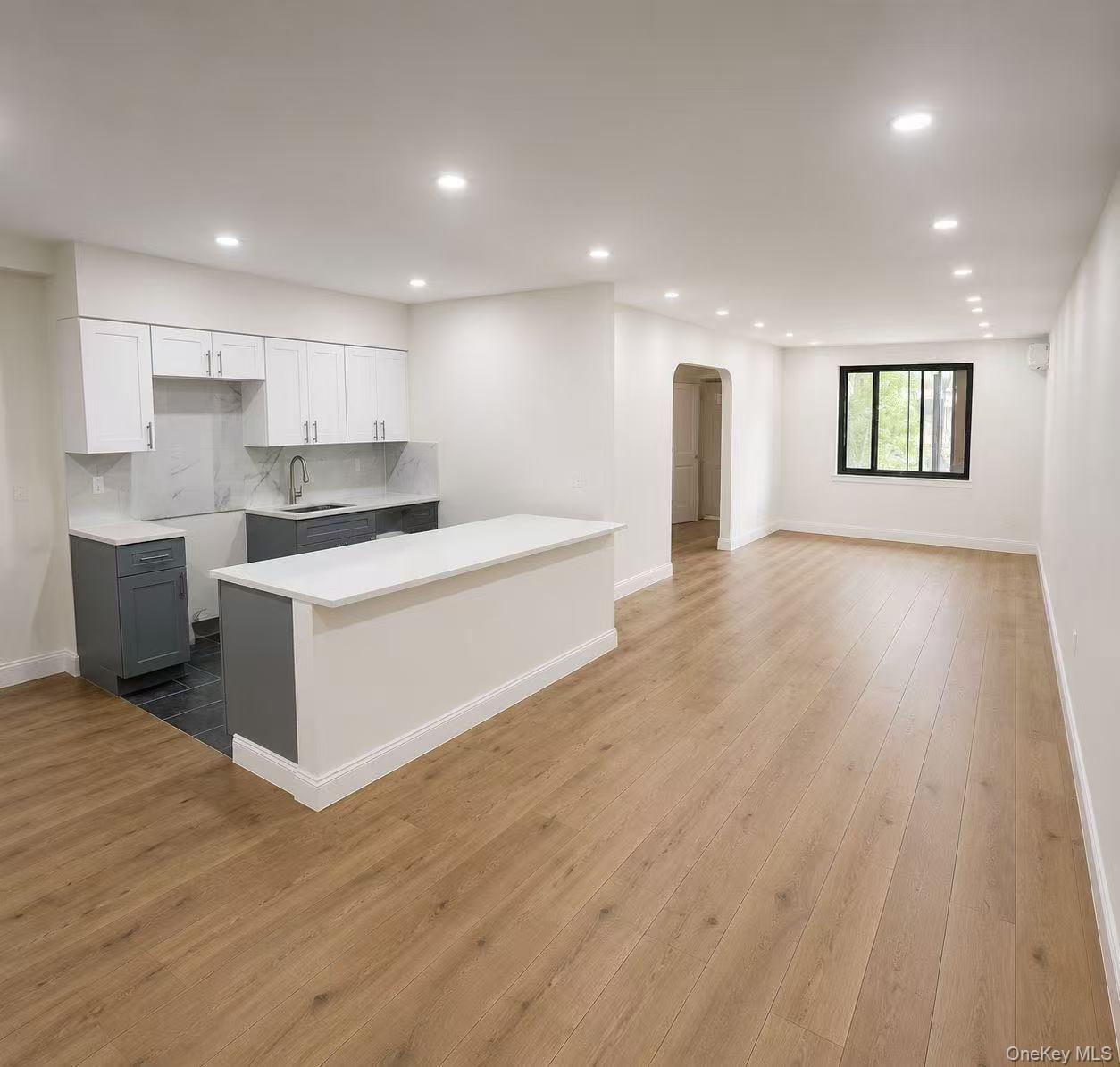 Single Family Lurting Avenue Bronx, NY 10469, MLS-1032653-2
