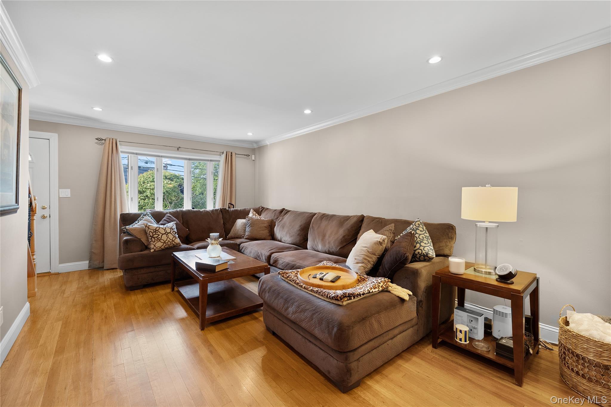 Single Family Aster Road Suffolk County, NY 11795, MLS-1032654-10