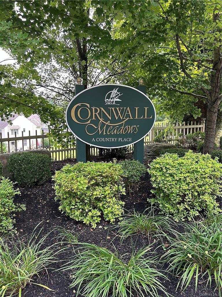 Single Family Cornwall Meadows Lane  Putnam County, NY 12563, MLS-1032660-13