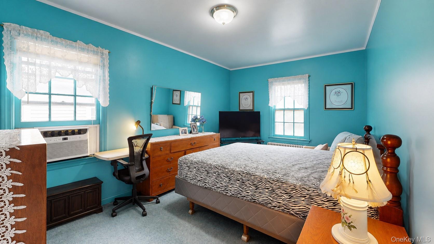 Single Family 186th Street Queens, NY 11365, MLS-1032675-21