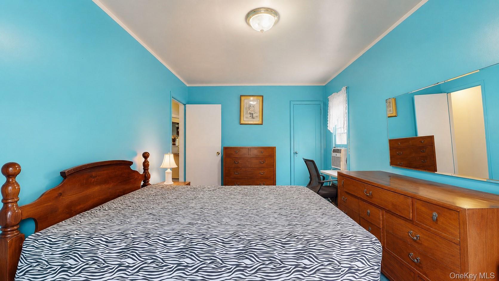 Single Family 186th Street Queens, NY 11365, MLS-1032675-23