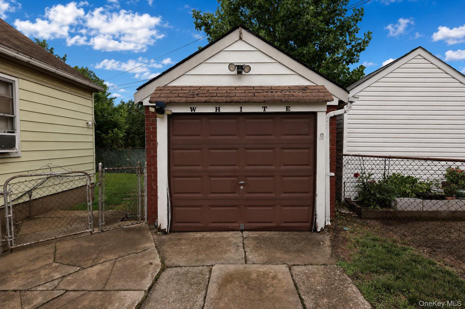 Single Family 186th Street Queens, NY 11365, MLS-1032675-30