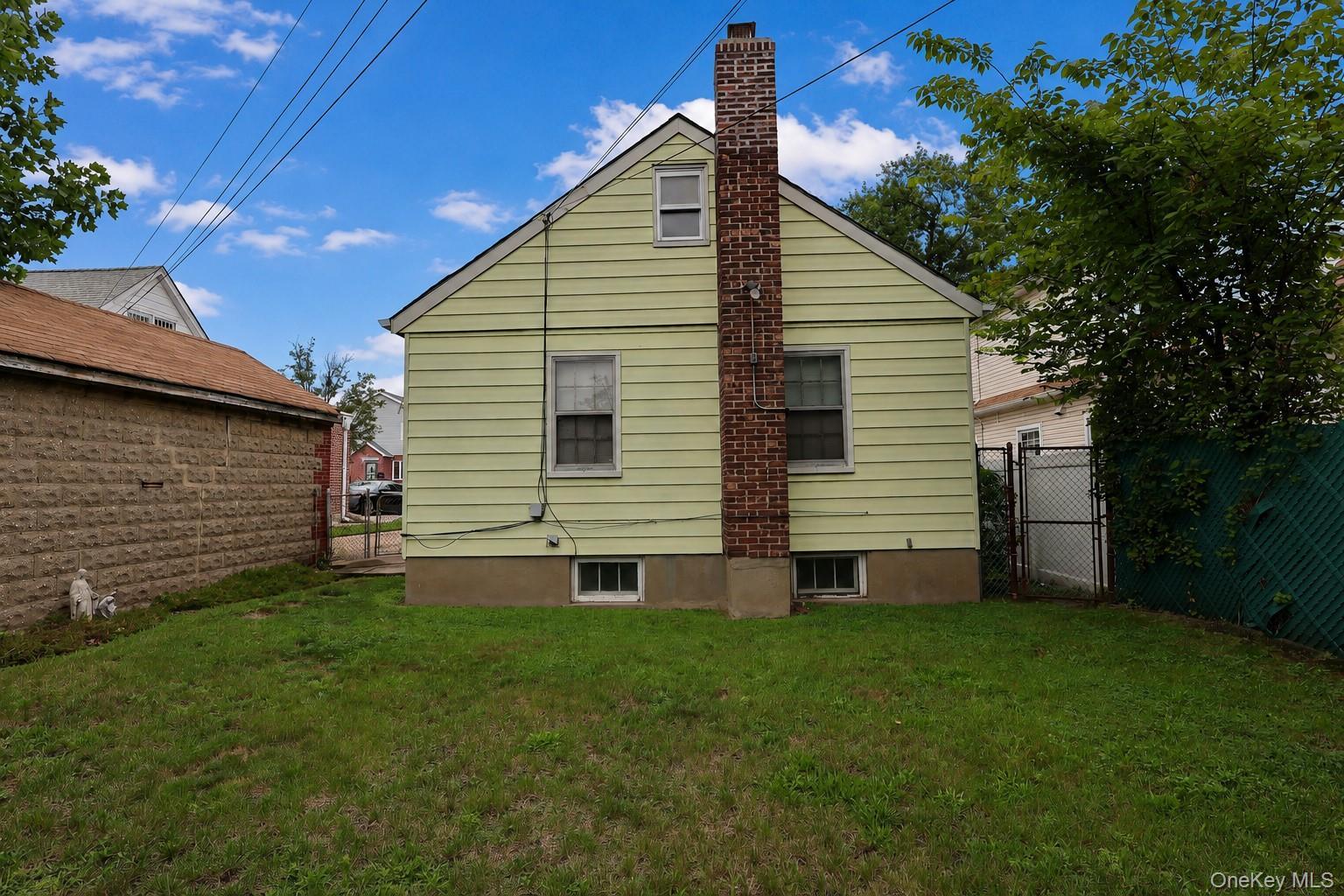 Single Family 186th Street Queens, NY 11365, MLS-1032675-32