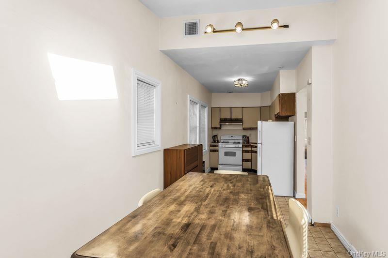 Single Family E Broadway  Nassau County, NY 11561, MLS-1032691-7