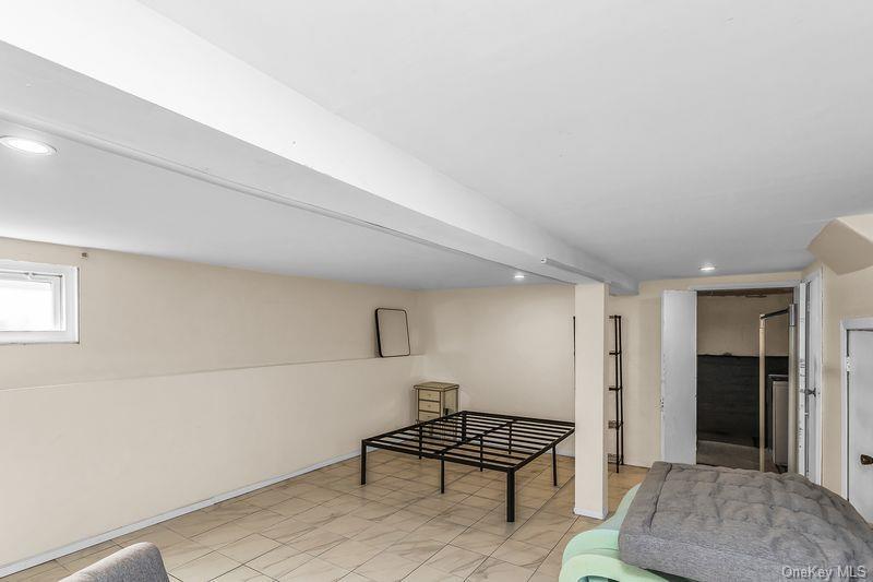 Single Family E Broadway  Nassau County, NY 11561, MLS-1032691-8