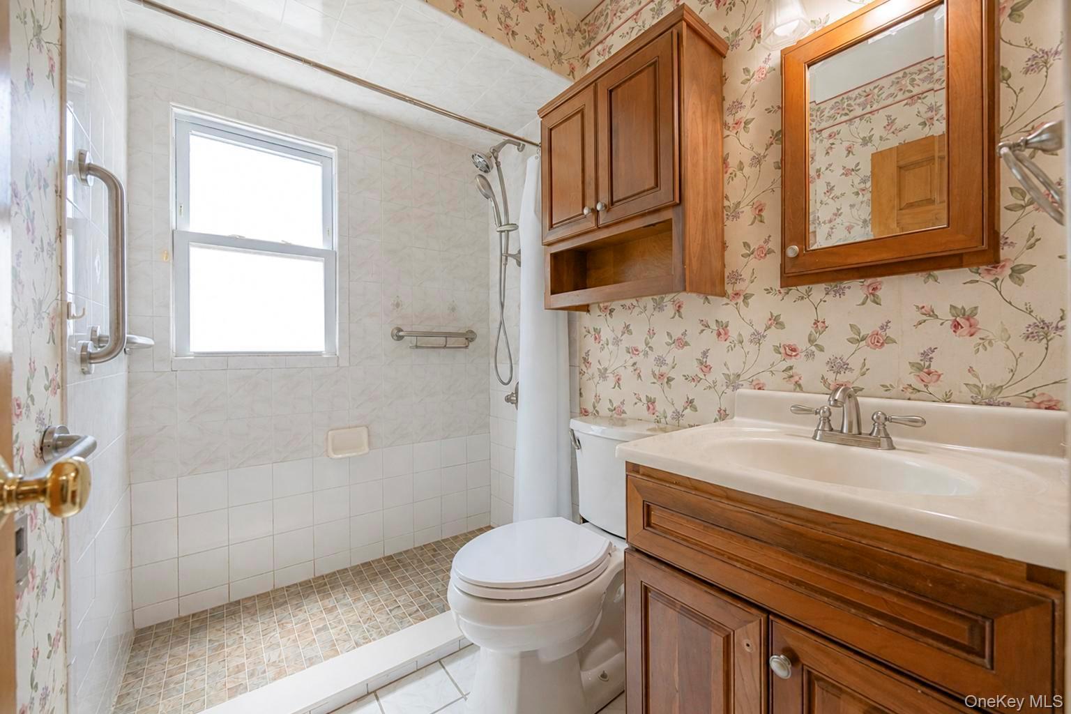 Single Family Edward Avenue  Nassau County, NY 11801, MLS-1032704-10
