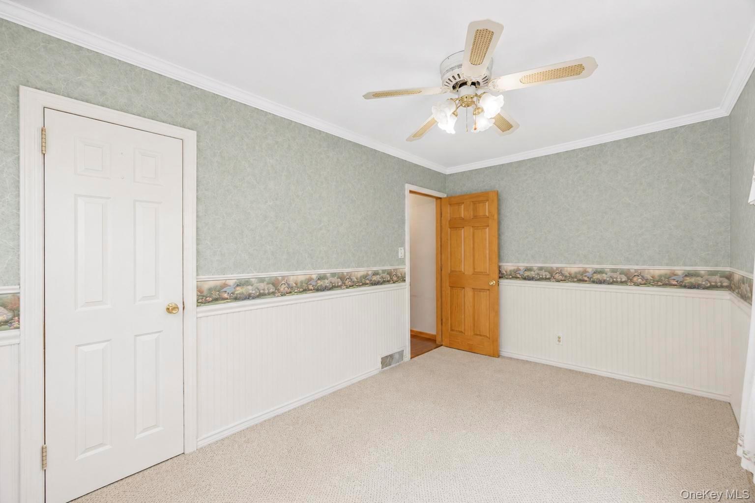 Single Family Edward Avenue  Nassau County, NY 11801, MLS-1032704-6