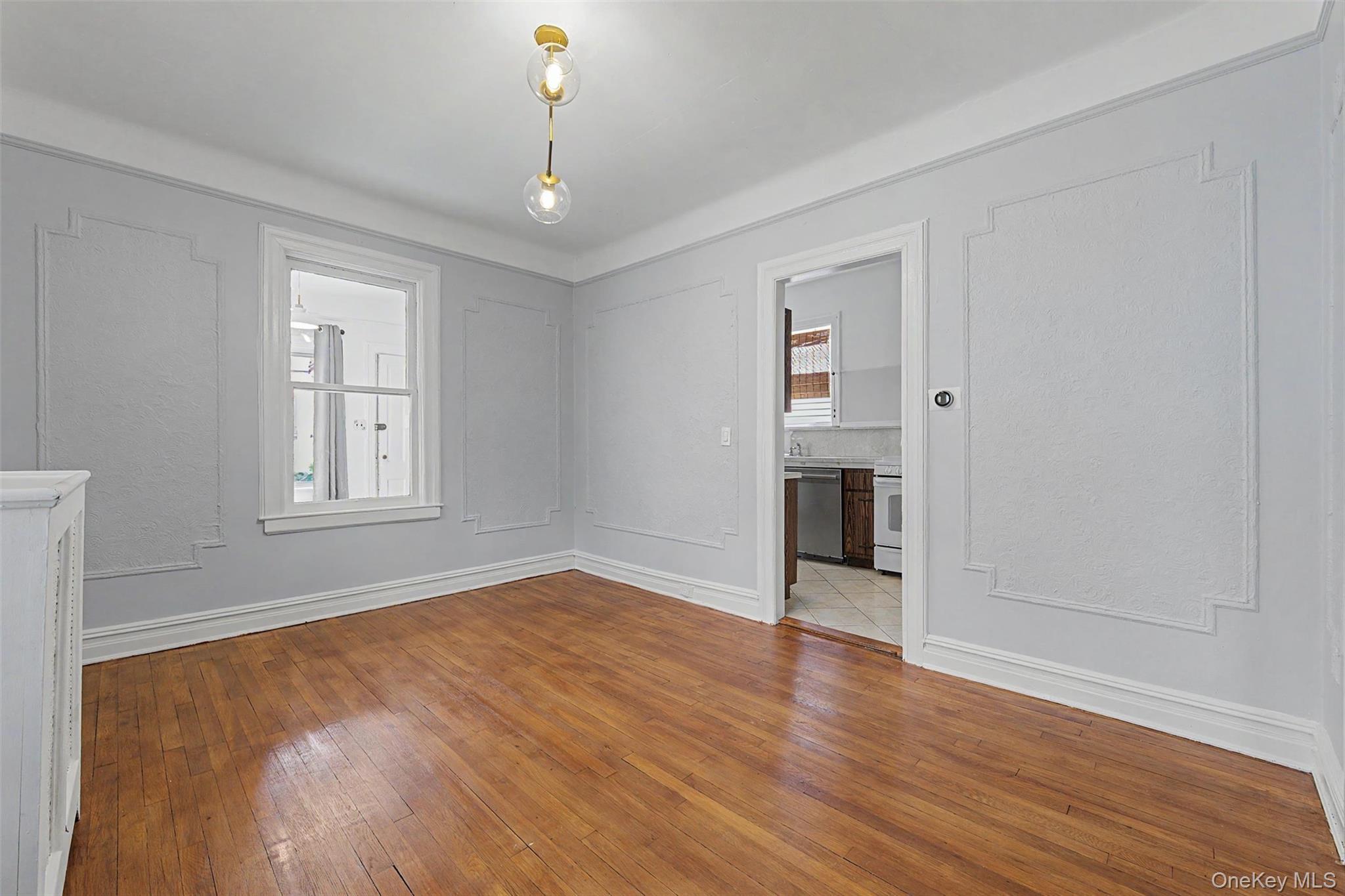 Single Family Sackett Avenue Bronx, NY 10461, MLS-1032712-18