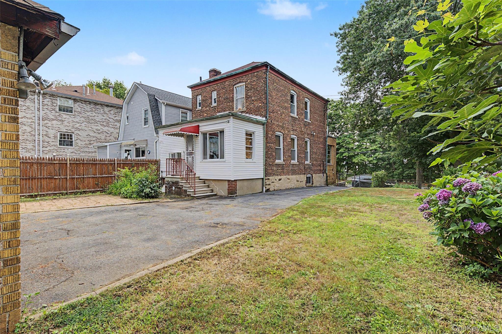 Single Family Sackett Avenue Bronx, NY 10461, MLS-1032712-6