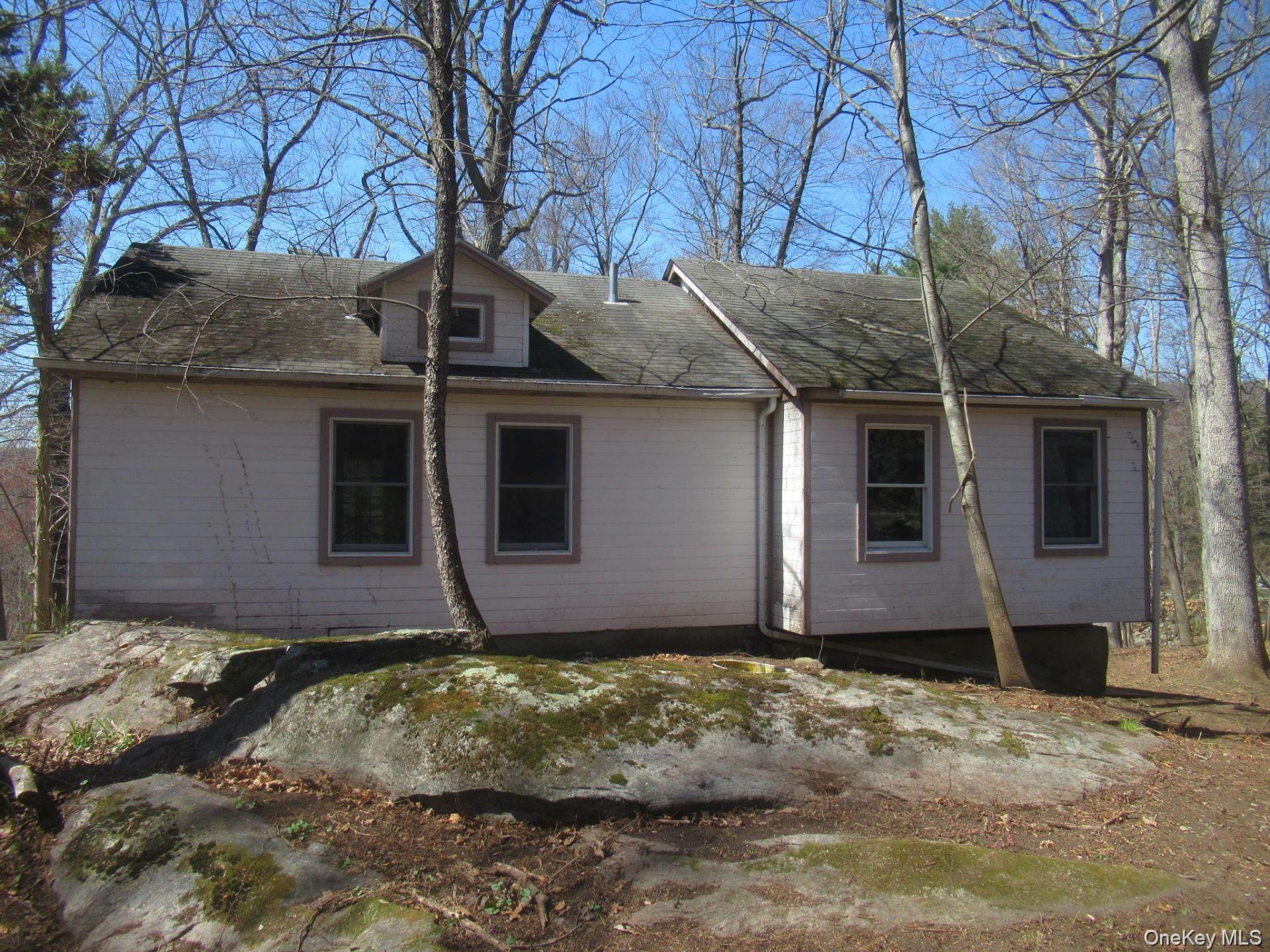 Single Family Hillside Drive Putnam County, NY 10541, MLS-1032713-15