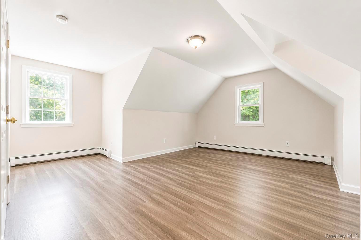 Single Family Seaside Avenue  Suffolk County, NY 11789, MLS-1032717-24
