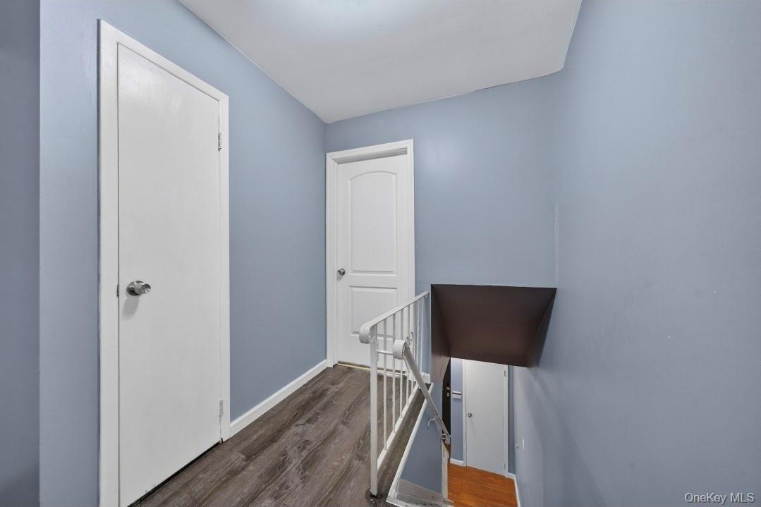Single Family Lincoln Avenue Suffolk County, NY 11729, MLS-1032734-19