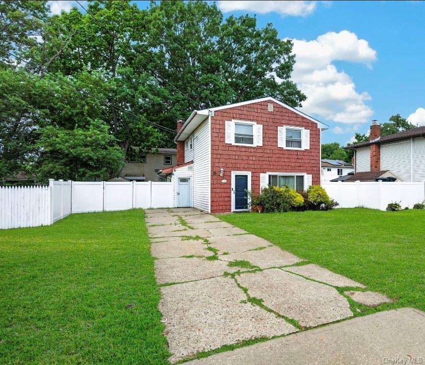 Single Family Lincoln Avenue Suffolk County, NY 11729, MLS-1032734-3