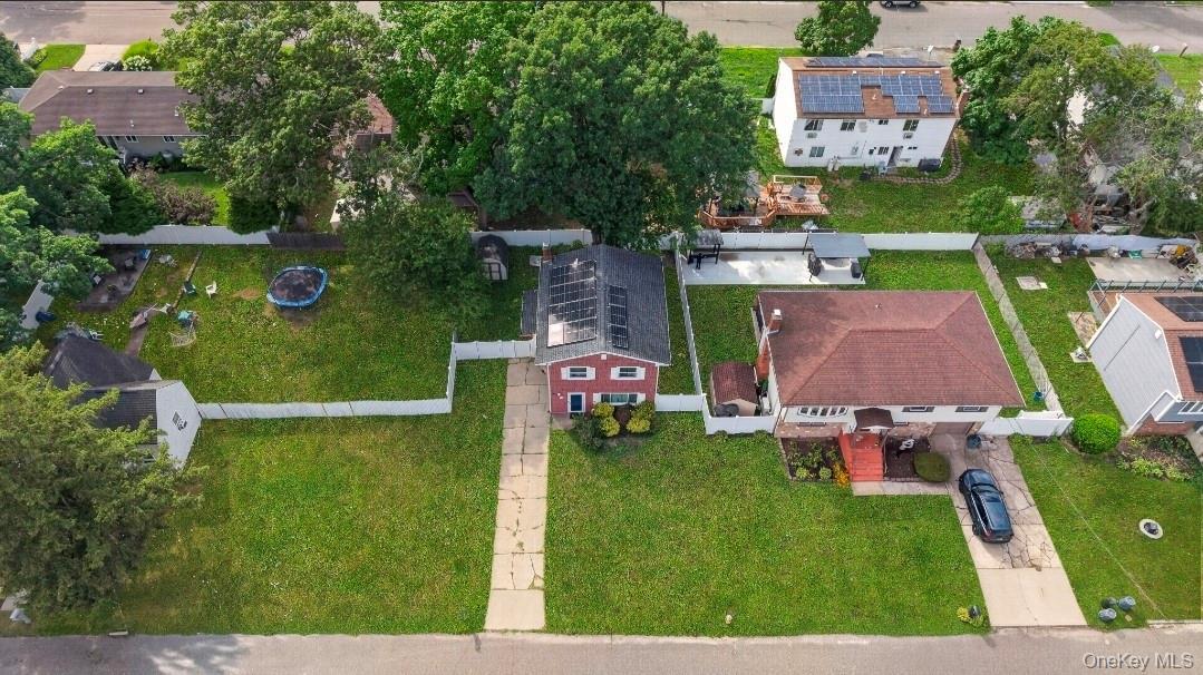 Single Family Lincoln Avenue Suffolk County, NY 11729, MLS-1032734-36