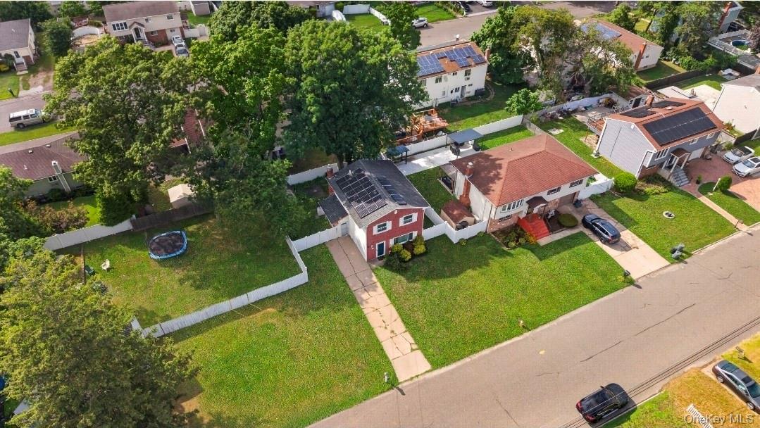 Single Family Lincoln Avenue Suffolk County, NY 11729, MLS-1032734-37