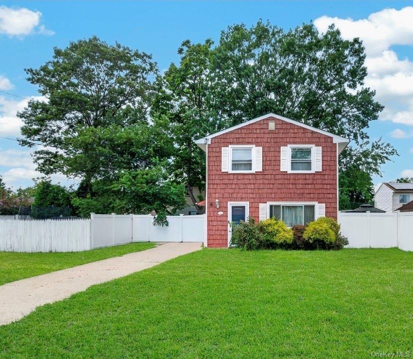 Single Family Lincoln Avenue Suffolk County, NY 11729, MLS-1032734-4