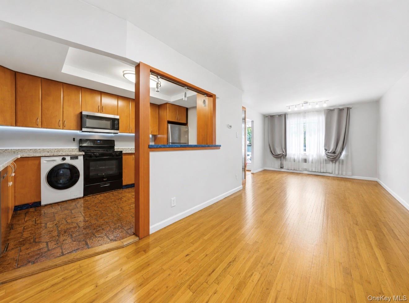 Single Family Newkirk Ave Brooklyn, NY 11230, MLS-1032741-8