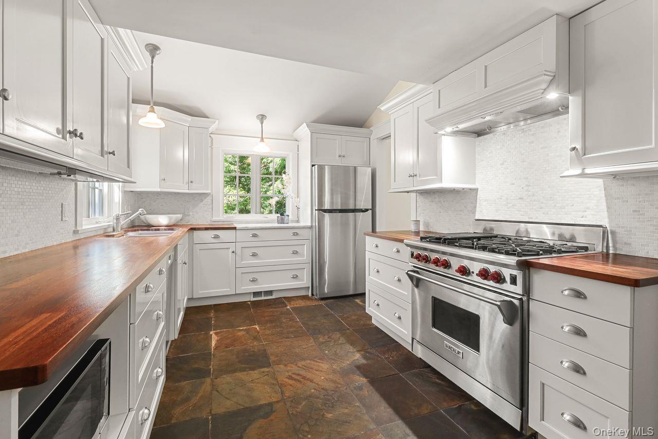 Single Family Hanover Street Westchester County, NY 10598, MLS-1032752-18
