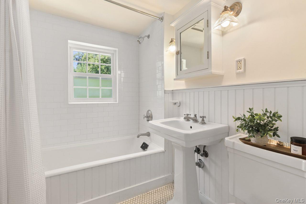 Single Family Hanover Street Westchester County, NY 10598, MLS-1032752-28
