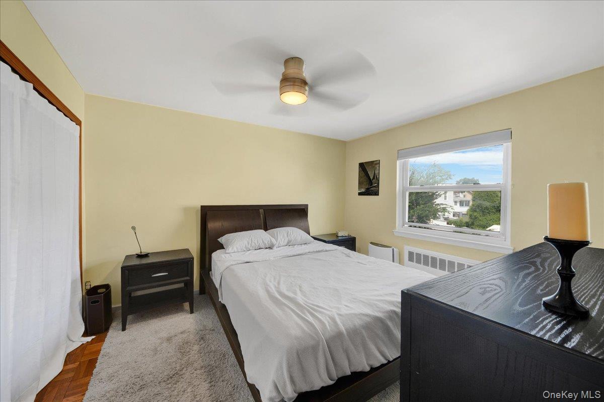 Single Family Waterbury Avenue Bronx, NY 10461, MLS-1032754-10