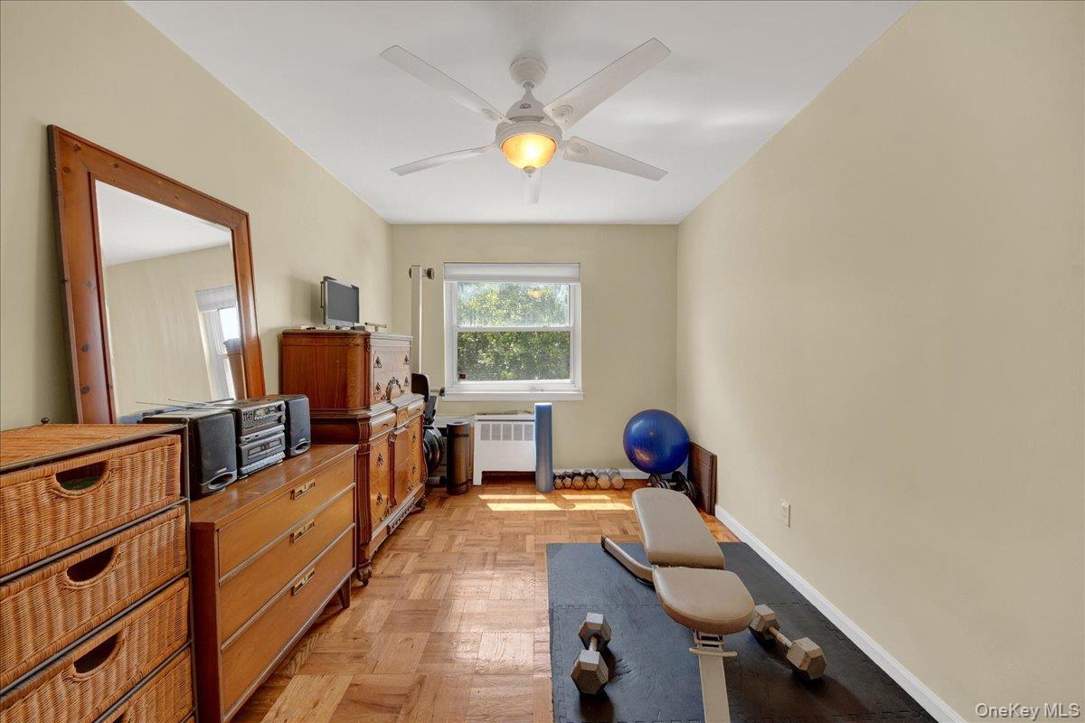 Single Family Waterbury Avenue Bronx, NY 10461, MLS-1032754-13