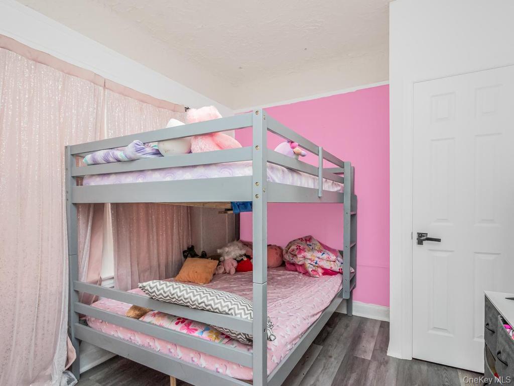 Single Family E 215th Street Bronx, NY 10467, MLS-1032757-6