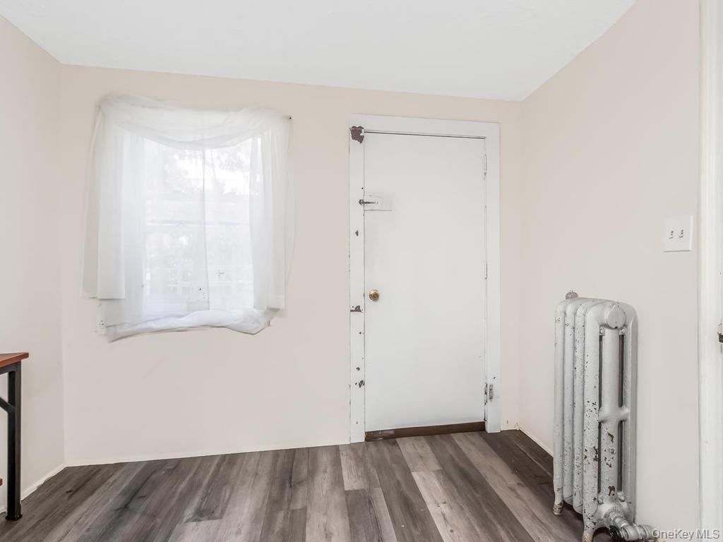 Single Family E 215th Street Bronx, NY 10467, MLS-1032757-8