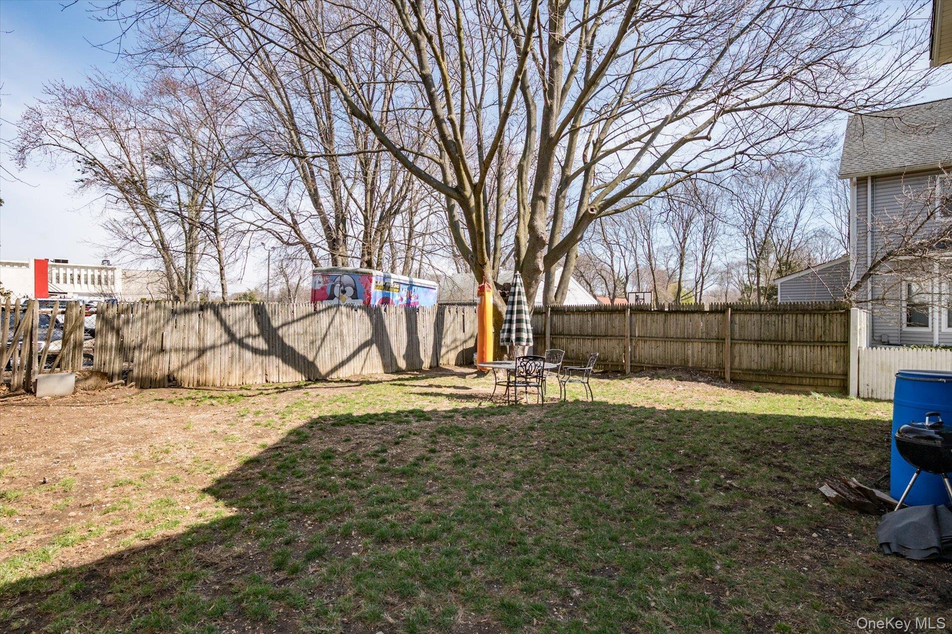 Single Family E 14th Street  Suffolk County, NY 11746, MLS-1032766-15