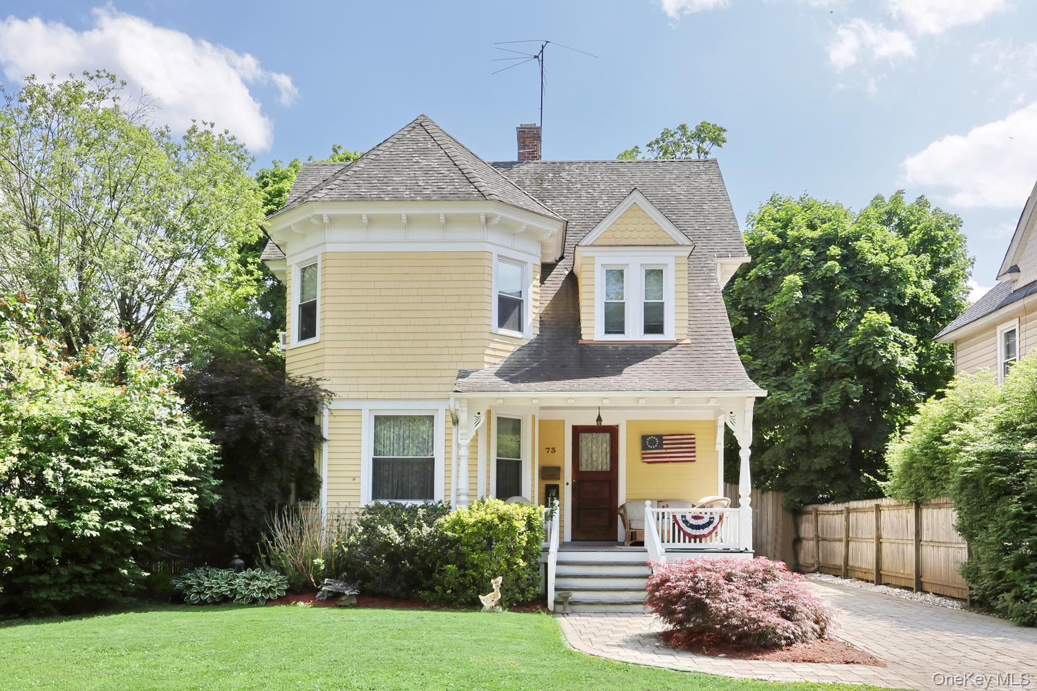 Single Family E Maple Avenue  Rockland County, NY 10901, MLS-1032773-17