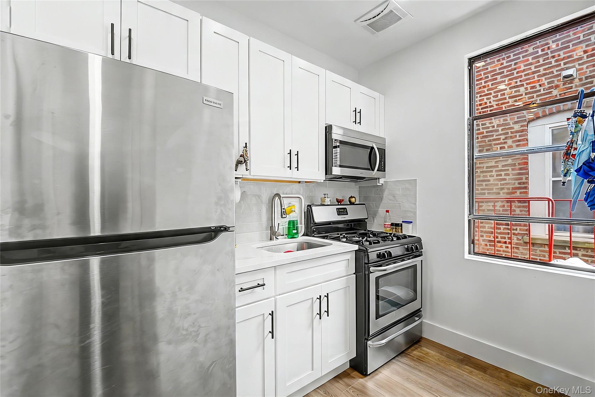 Single Family 37th Avenue  Queens, NY 11368, MLS-1032789-12