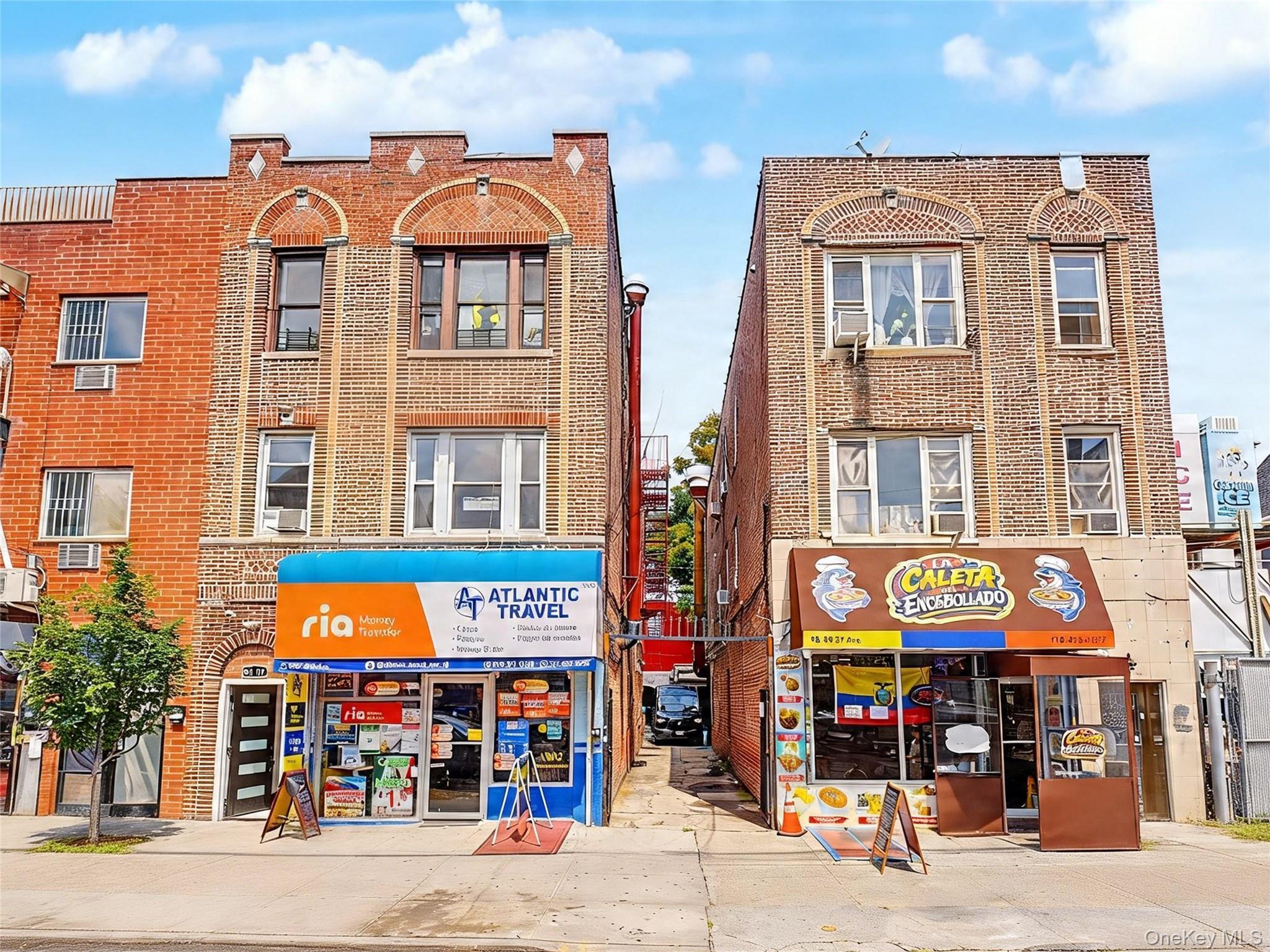 Single Family 37th Avenue  Queens, NY 11368, MLS-1032789-3